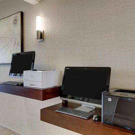 סנט פיטרס Drury Inn & Suites St. Louis St. Peters מראה חיצוני תמונה