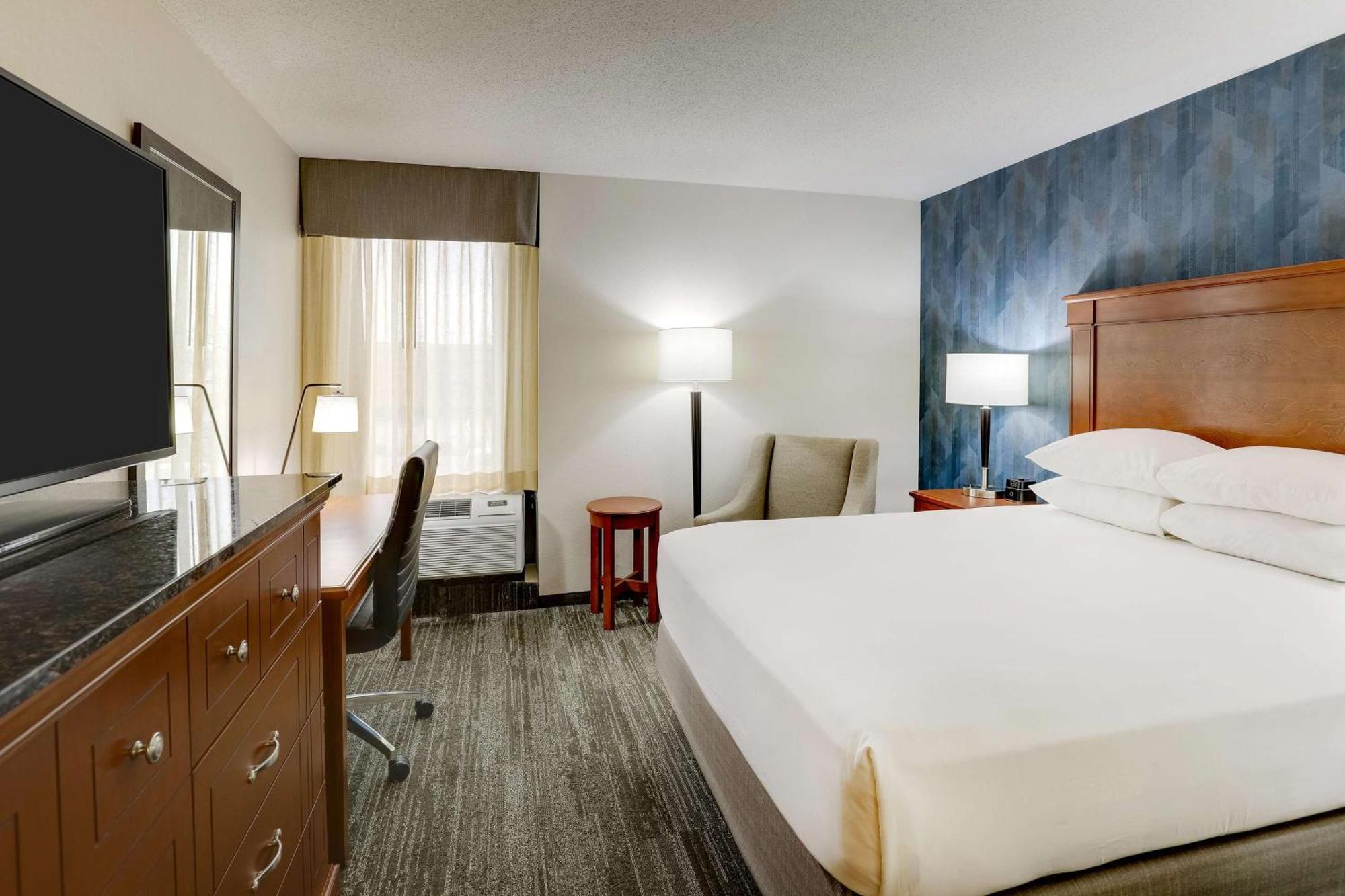 סנט פיטרס Drury Inn & Suites St. Louis St. Peters מראה חיצוני תמונה