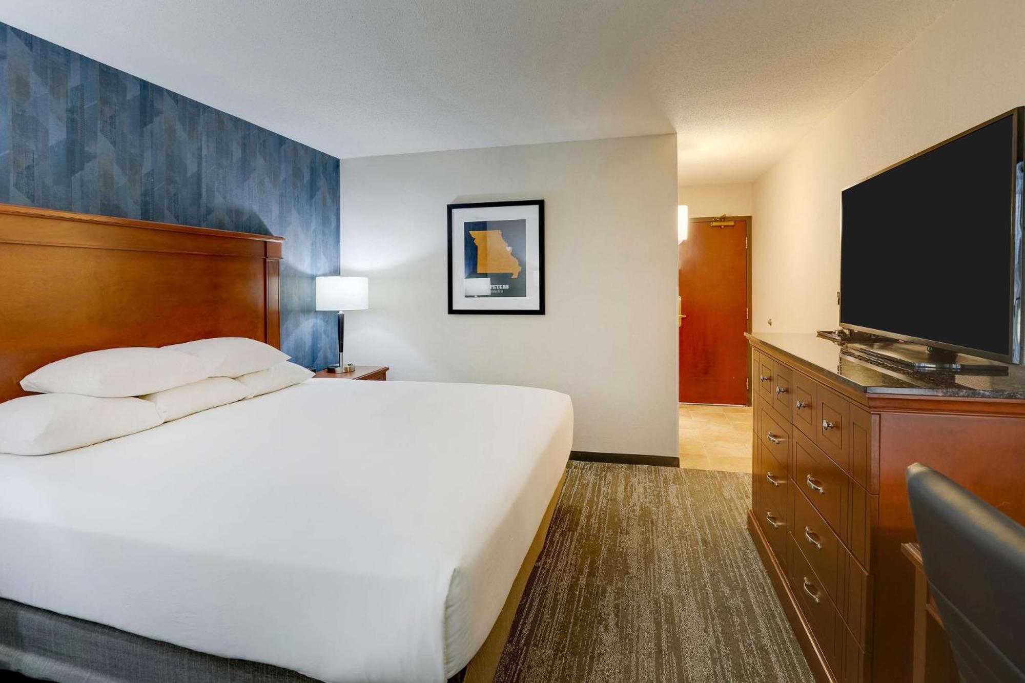 סנט פיטרס Drury Inn & Suites St. Louis St. Peters מראה חיצוני תמונה