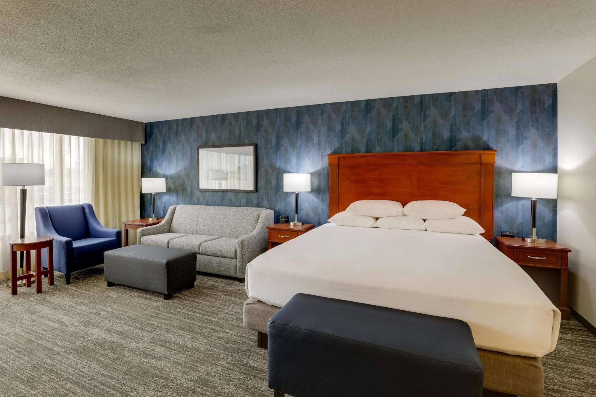 סנט פיטרס Drury Inn & Suites St. Louis St. Peters מראה חיצוני תמונה