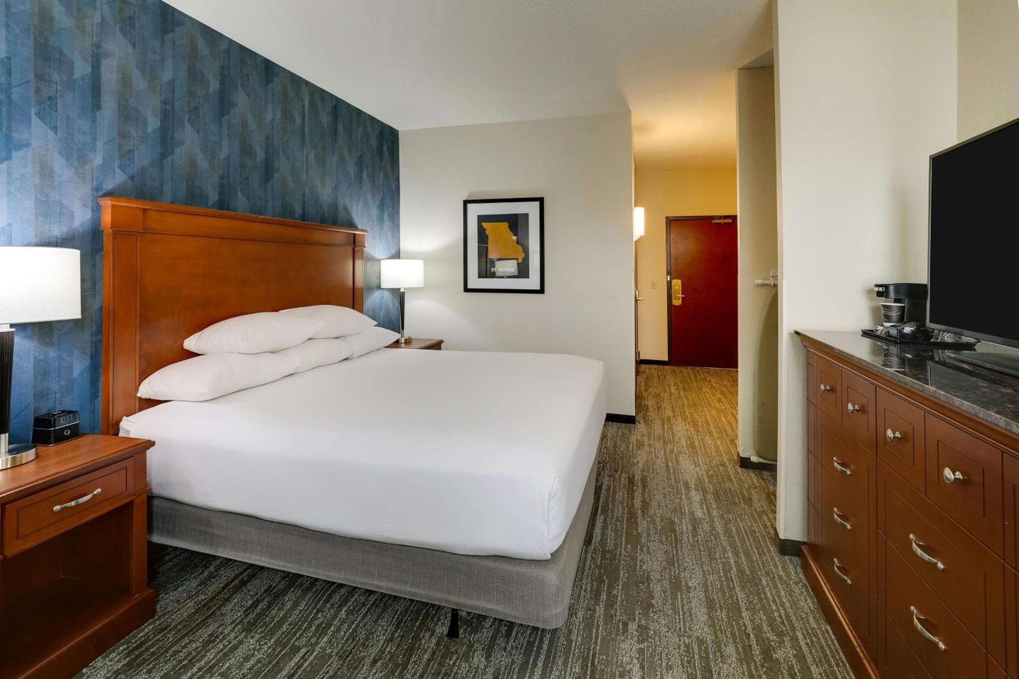 סנט פיטרס Drury Inn & Suites St. Louis St. Peters מראה חיצוני תמונה
