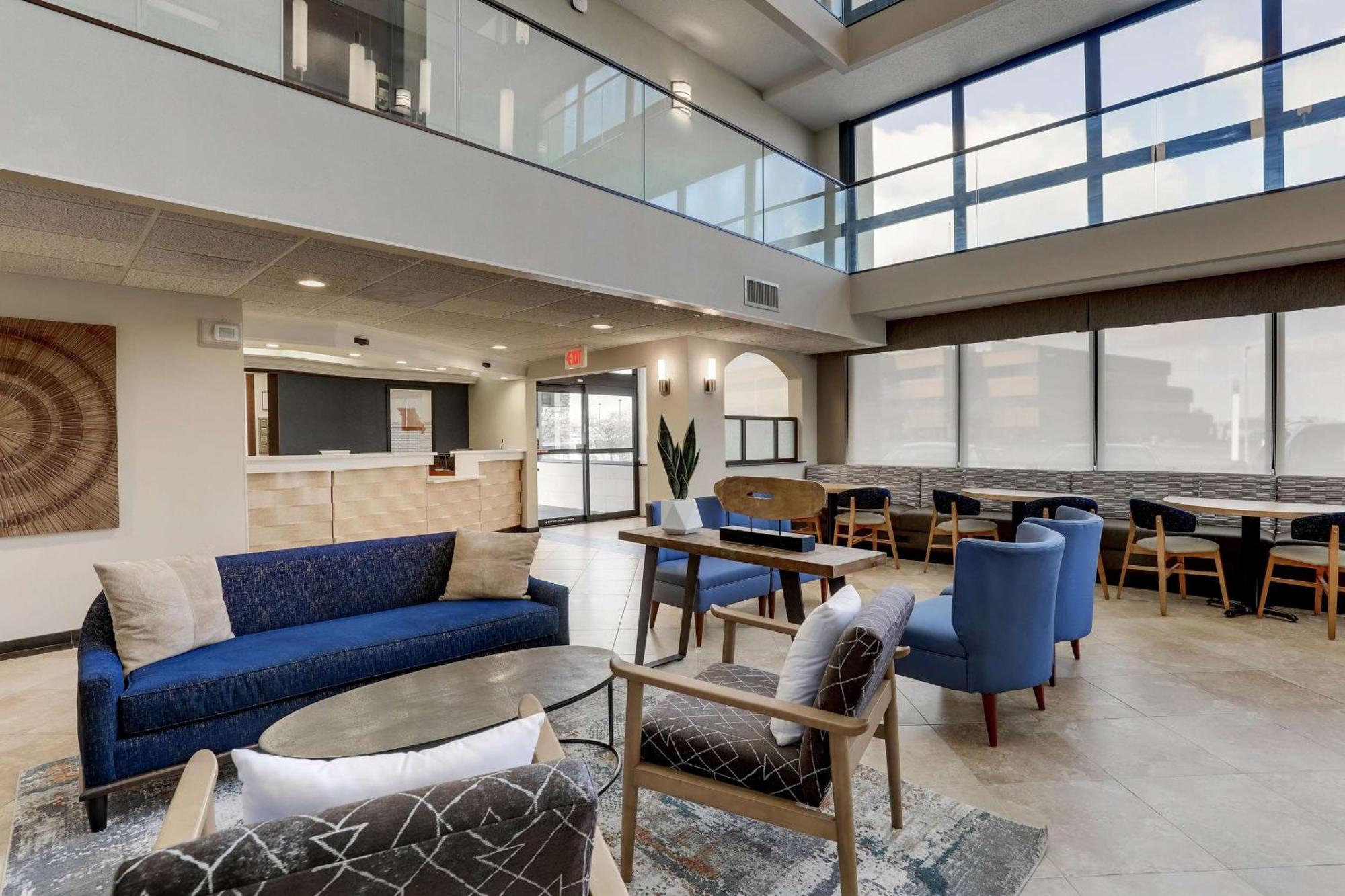 סנט פיטרס Drury Inn & Suites St. Louis St. Peters מראה חיצוני תמונה